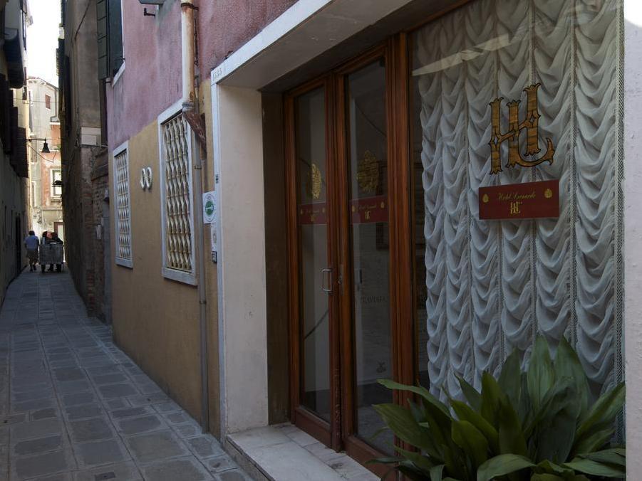 Hotel Leonardo Venecia Exterior foto